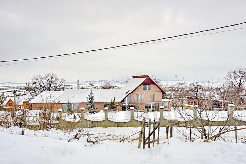 Teren Intravilan - Pretabil Dezvoltare Rezidentiala - 2