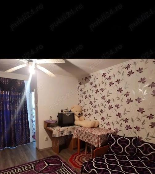 Vand garsoniera in Tudor Vladimirescu blocul B turn etaj 6 Lift nou facut recent in septembrie - 1