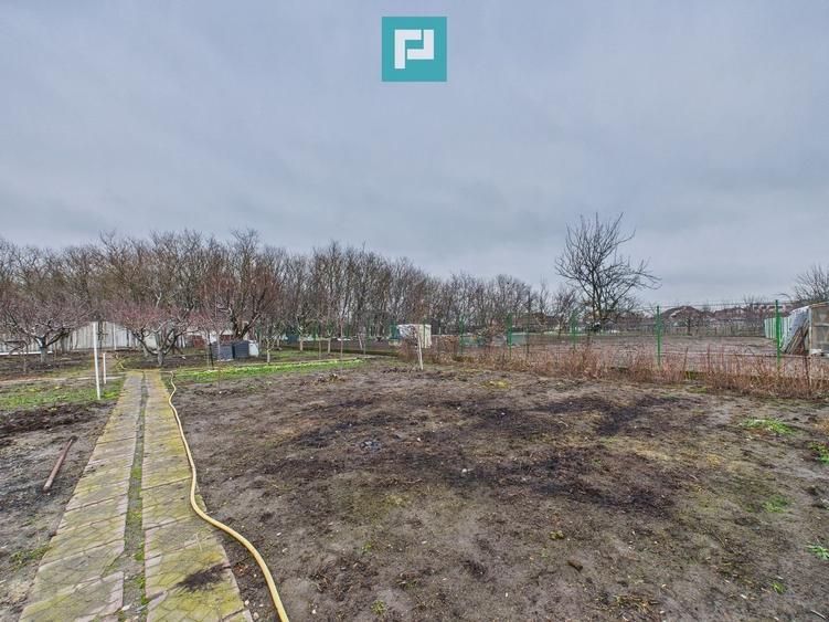 Casă cu 2 corpuri  și 5 camere în Livada - 17