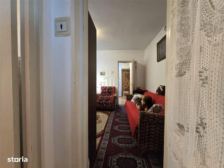 Vanzare 2 camere , Zona Bobalna - 1