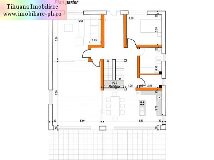 Casă individuală cu 12 camere cu Canalizare în Central