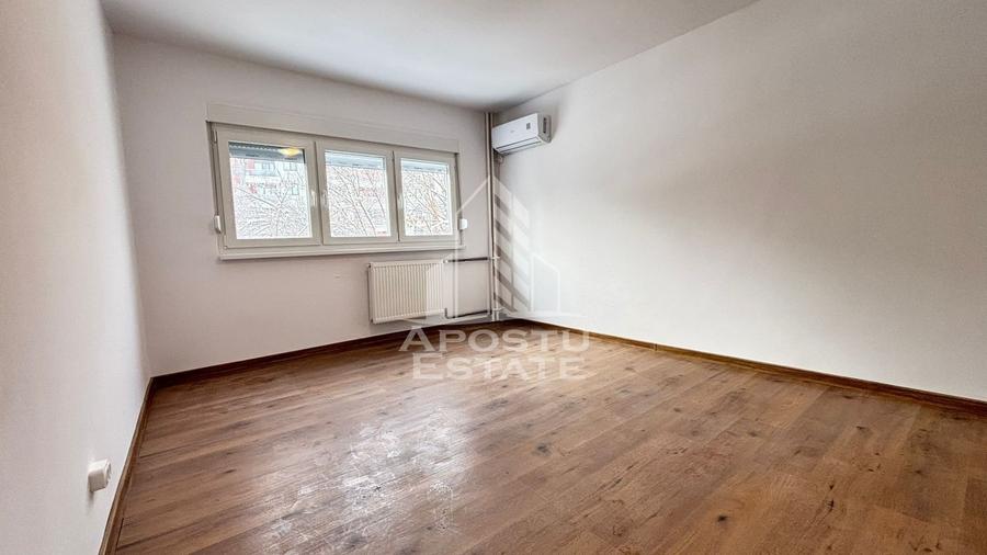Apartament cu o camera in zona Olimpia Stadion,etajul intai,decomandat - 2