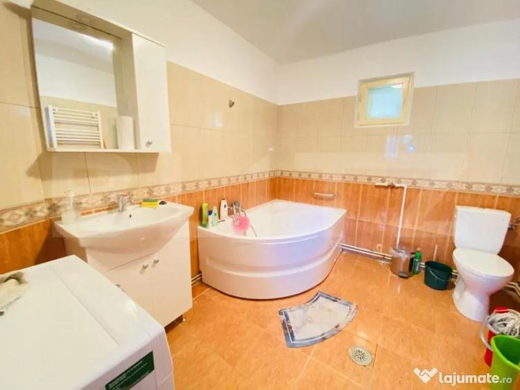 Casa superba Valenii de Munte , Teren Generos 2031 mp ! - 14