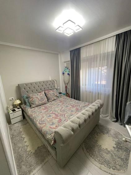 Vand apartament 3 camere ,decomndat,renovat - 4