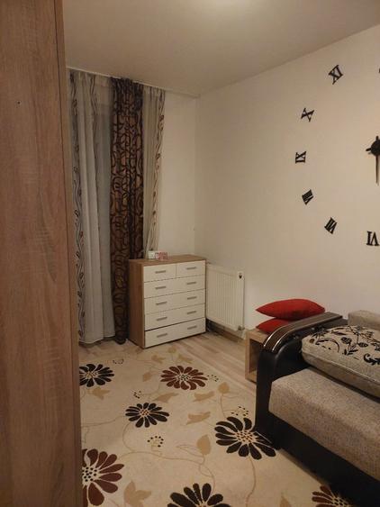 Inchiriez apartament strada porii cu parcare - 4