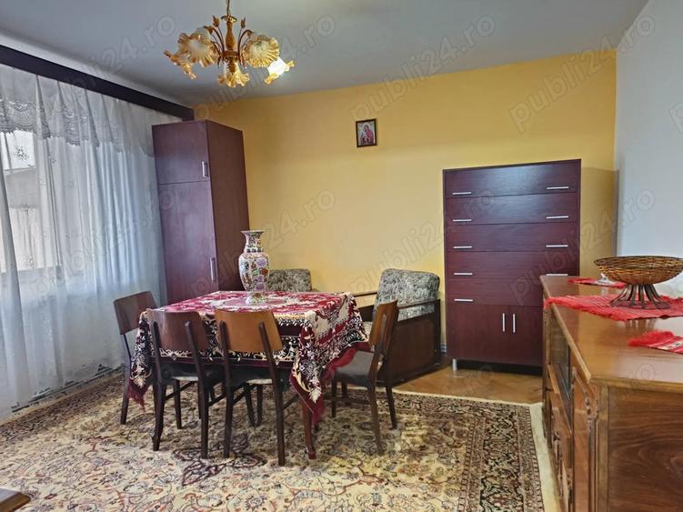 Inchiriez apartament 4 camere, decomandat, zona Piata Mica - 3