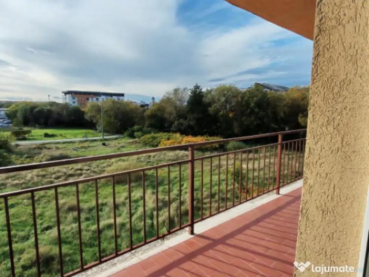 Apartament 4 camere, 111 mp, zona Depozitul de flori - 7