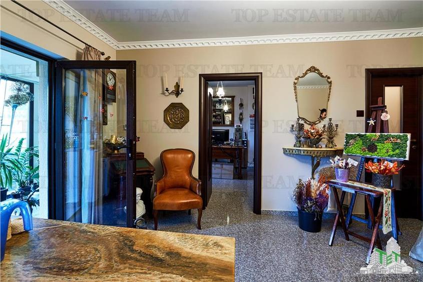 Spatiu comercial zona KM 4-5 Constanta - termen lung - pretabil activitate birou - 17