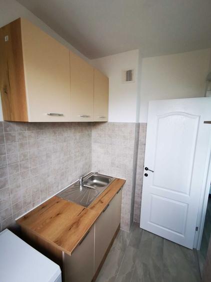 Garsoniera renovata, metrou 3 min, balcon, AC, cat friendly - 5