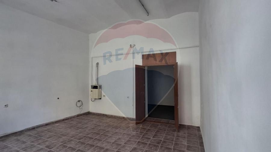 Spațiu comercial de închiriat central pentru afaceri mici, Mărășești 7 - 3