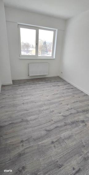 Apartament cu 3 camere decomandat în Frumoasa