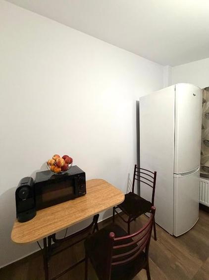 PROPRIETAR vand apartament 2 camere decomandat, M2  Dimitrie Leonida, str. Oituz - 8