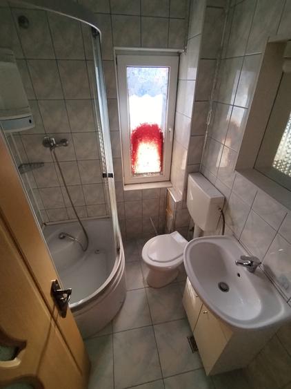 Apartament 2 camere si 2 balcoane in vila vedere la munte - 7