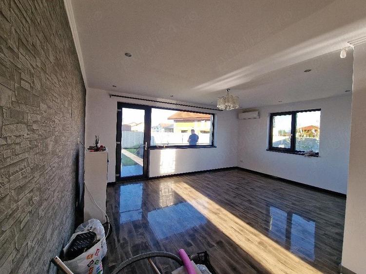 Inchiriez vila la Sacalaz in cartier Europa - 1