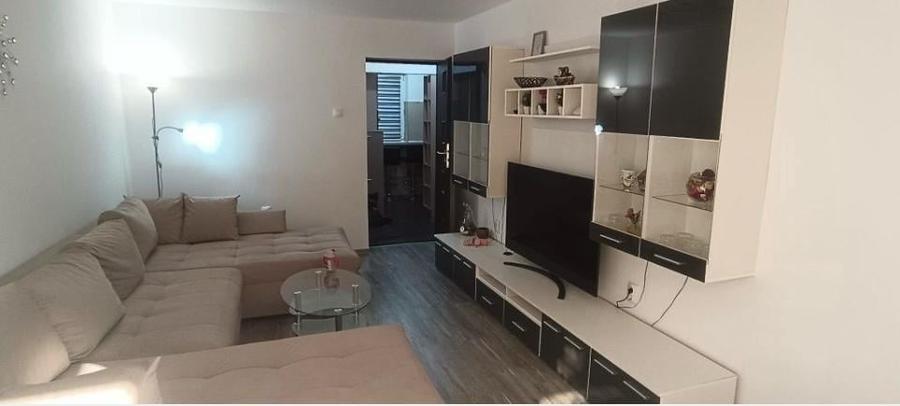 TOMIS NORD 2 CAMERE ETAJ 1 RENOVAT RECENT 450 EURO TERMEN LUNG - 1