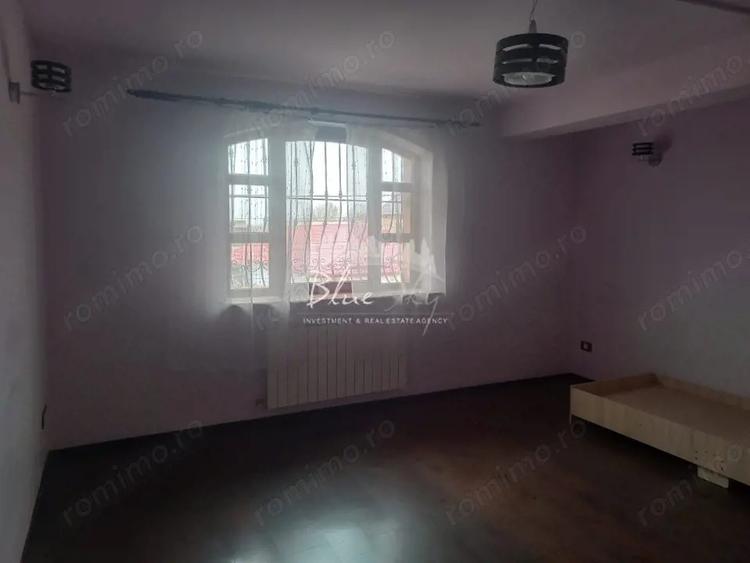 VILA KM 5 - P+1+M 8 CAMERE - 20