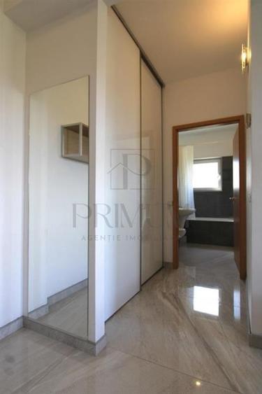 Aradului - 2 Camere - Etaj 2 cu LIFT - Centrala proprie - Loc de parcare - 4