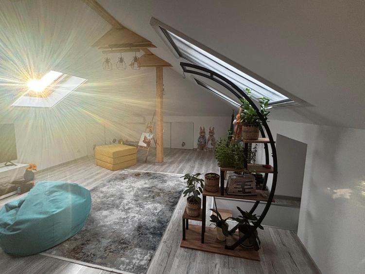 Casa de vanzare cu mansarda, complet mobilata si utilata, 4 camere, comision 0 - 24