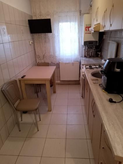 Apartament 3 camere – Micro 40, Galați | Parter | Centrală nouă | Izolat exterio - 3