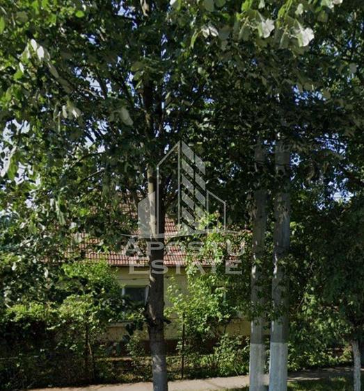 Casa veche in Timi?oara cu teren generos 806 mp - 2