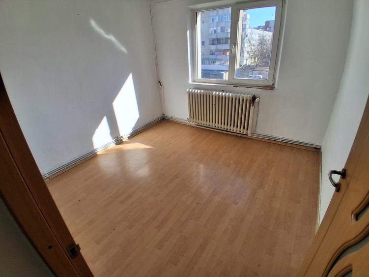 PACURARI POSTA 2 CAMERE SEMIDECOMANDAT 42 MP LIBER      COD 161727 - 7