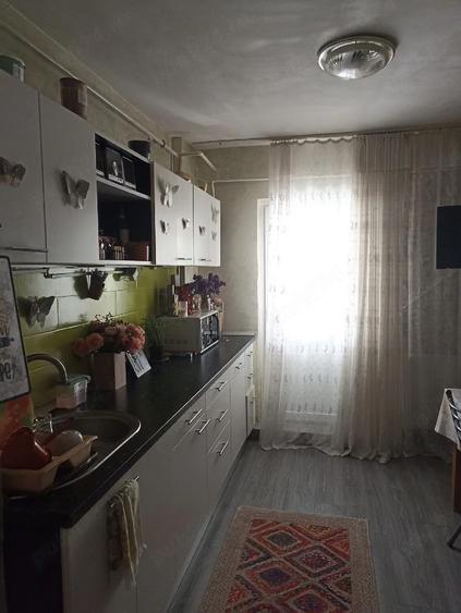 Vand apartament 3 camere Gavana 3 - 7