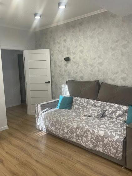 Apartament cu 2 camere de inchiriat in zona ?agului - 3