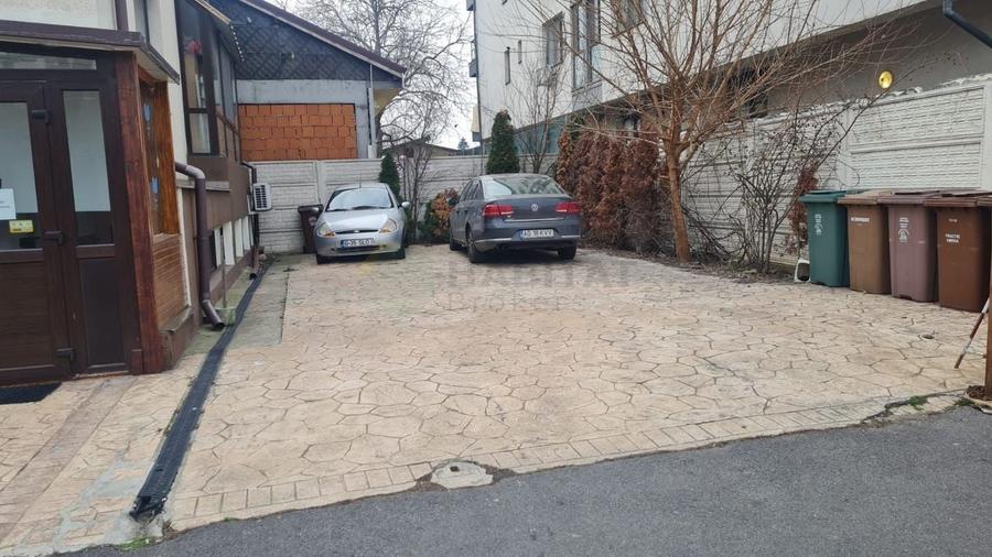 Apartament 3 camere Jiului + 4 locuri parcare - 15