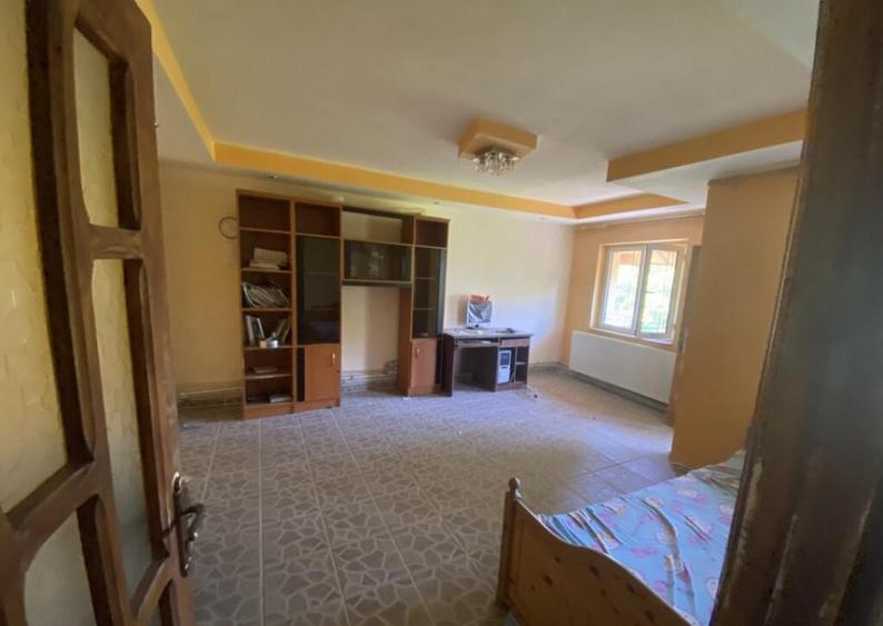 Apartament de 77mp , 3 camere decomandat et.2/4 langa Biser - 6