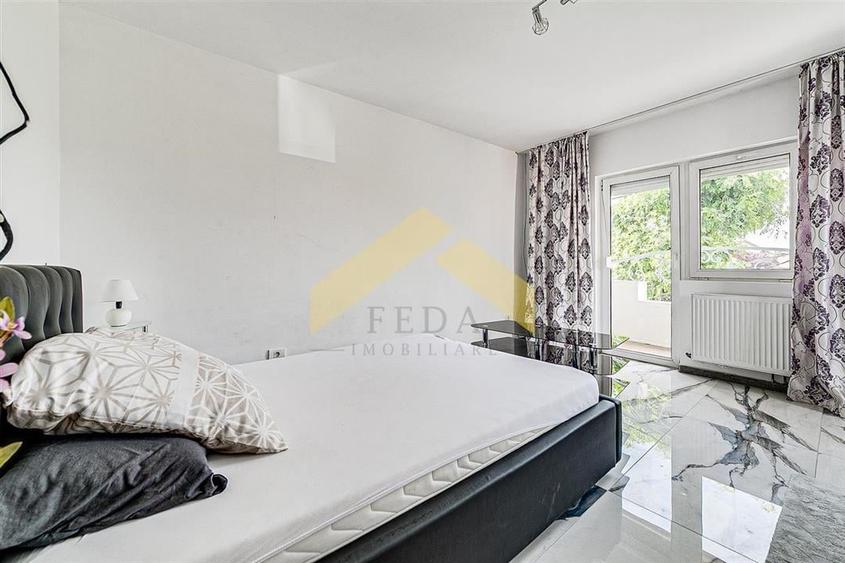 Casa de vanzare in zona centrala str. Mihai Eminescu - 11