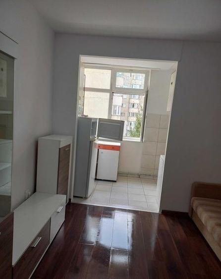 Garsoniera renovata, Astra, Brasov - 5