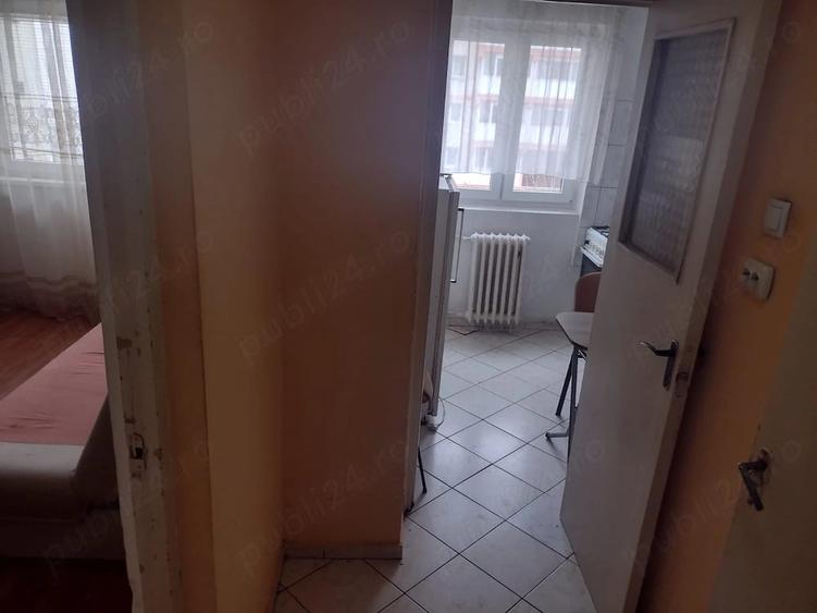 Vand garsoniera decomandata, 28 mp, Sector 3, bloc reabilitat - 3