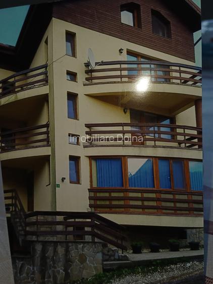 De vanzare apartament 3 camere in vila zona Platoul Izvor De vanzare apartament 3 camere in vila zona Platoul Izvor