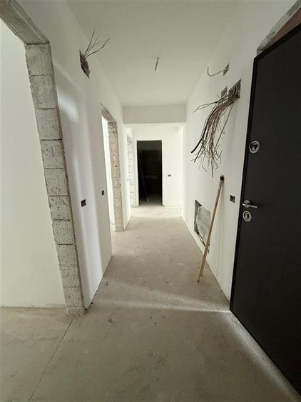 Sector 4 Postalionului Apartament 3 Camere - 4