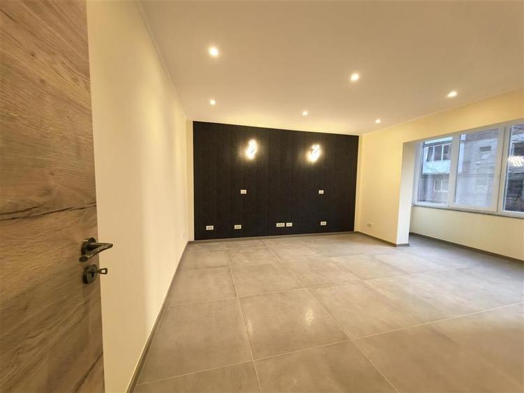 Apartament cu 3 camere Superb in Complex - 5