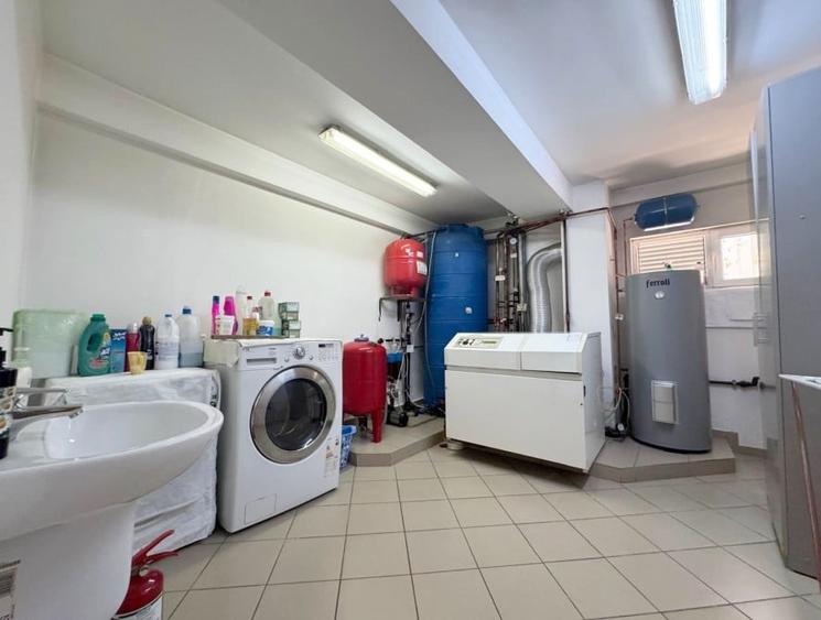 Vilă elegantă –  Herăstrău – Pretabilă clinică, grădiniță, ambasadă, resedinta - 15