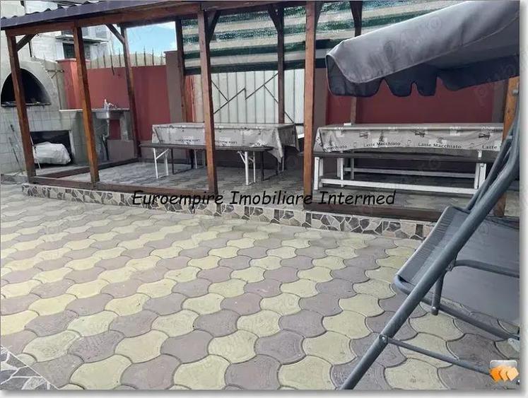 De inchiriat vila cu 7 camere, zona Mamaia Nord - 1