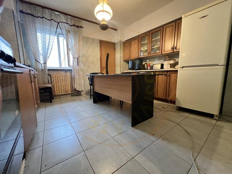 Apartament ultracentral 3 camere Maior Sontu Pitesti - 7