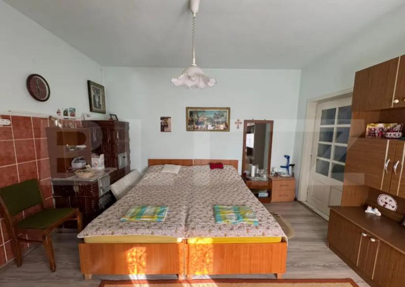 Casa cu 6 camere in Soimus - 5