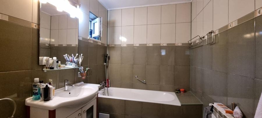 ? Casă P+1 – 4 dormitoare, curte modernă, dormitor la parter - 8