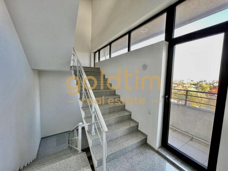 UNC/ PENTHOUSE/ TERASA 370 mp/SUPERB/ PRIVELISTE/INALTIME CAMERE3,5/2 PARCARI - 92