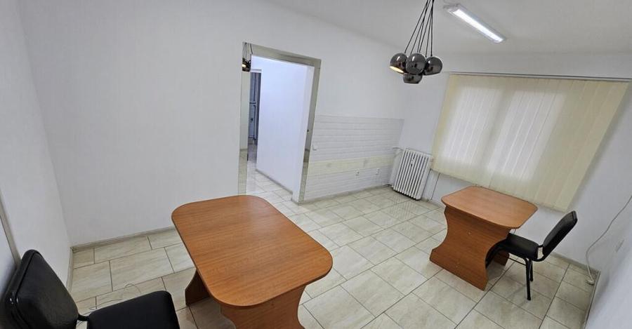 ULTRACENTRAL - 2 cam, cf1,sd,1/4 , liber,intabulat-55000 eur - 8