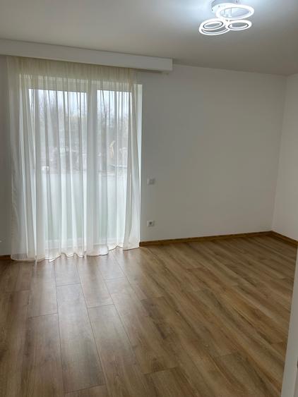 Inchiriez apartament - 1