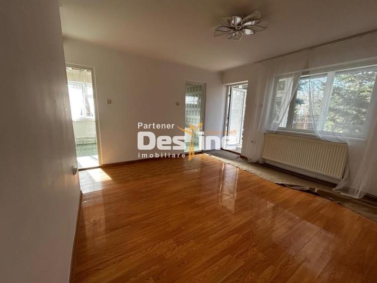 Casa de inchiriat Copou 5CD 100MP parter+mansarda+terasa si gradina 700MP - 1