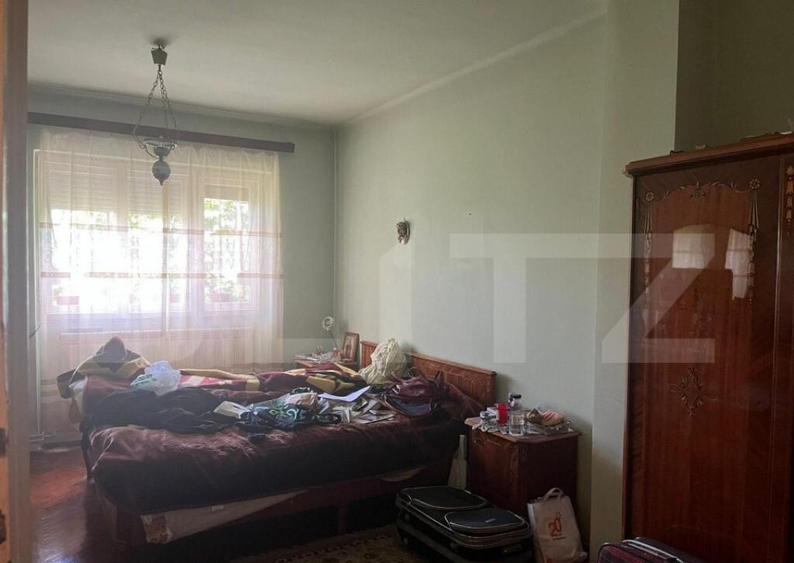 Casa cu 3 camere, 161 mp, cu curte comuna, zona-ultracentr - 10