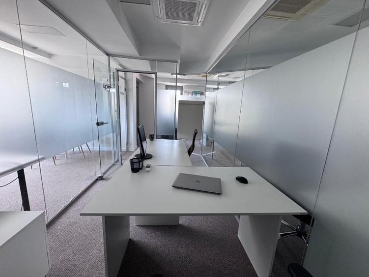 Birou de închiriat în clădire de birouri—ideal pentru avocat | Piața Muncii - 2