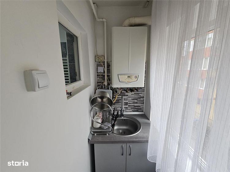 Resita, Garsoniera, Renovata, Mobilata+Utilata, Et. 2, Micro 4 - 18