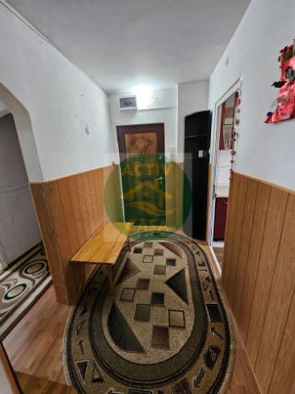 De inchiriat apartament 3 camere, zona Scoala nr.1 - 3