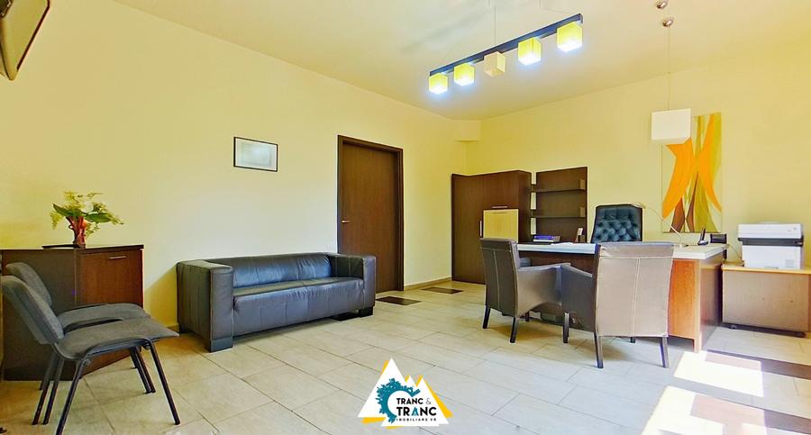 Spațiu de birou cu 4 camere, în zona centrală din Arad – ideal pentru afacerea t - 1