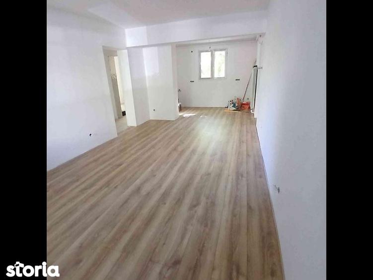 Aleea Circului parter cu balcon - 6